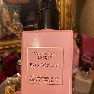 Victoria Secret bombshell lotion
